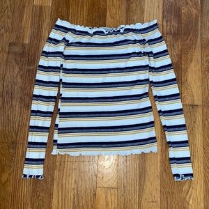 Charlotte Russe XS Off the shoulder shirt. White, yellow & navy blue